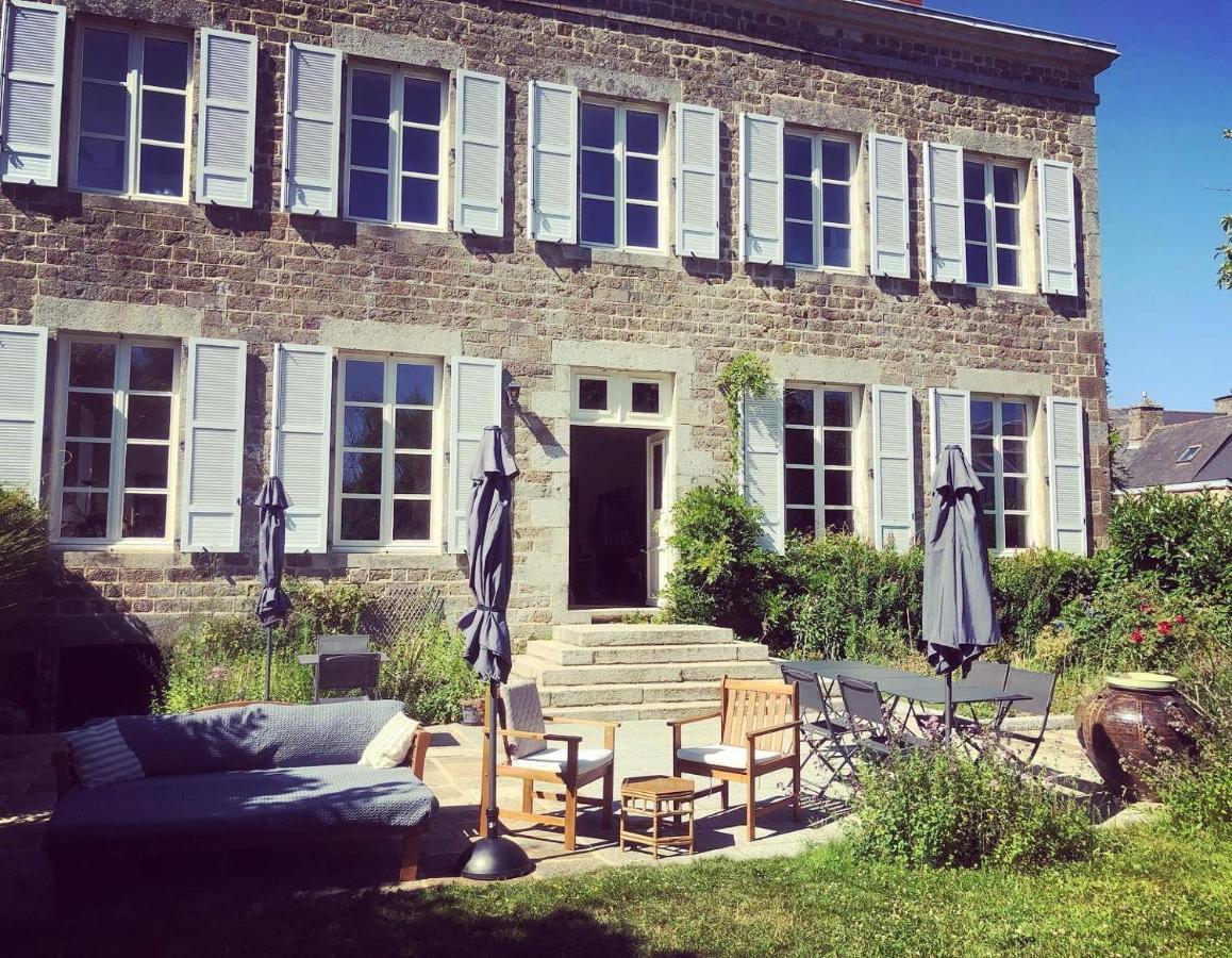 Maison D'Hotes La Doucelle Culture Et Bien-Etre Lignieres-Orgeres エクステリア 写真