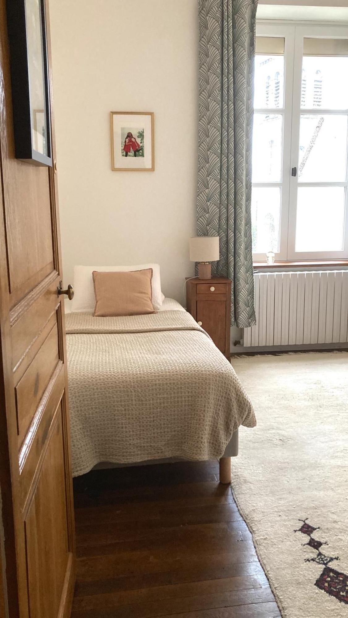 Maison D'Hotes La Doucelle Culture Et Bien-Etre Lignieres-Orgeres エクステリア 写真