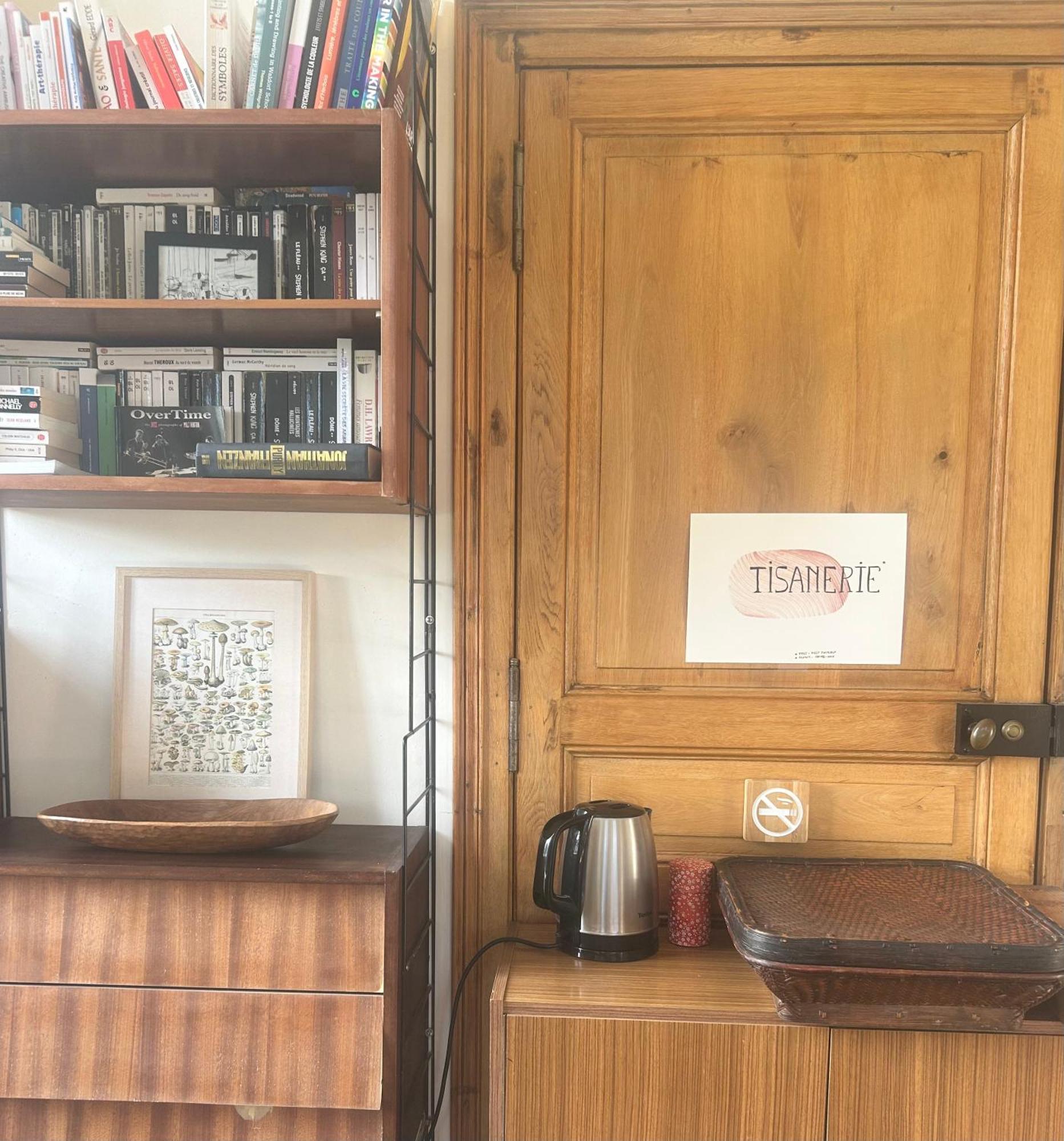 Maison D'Hotes La Doucelle Culture Et Bien-Etre Lignieres-Orgeres エクステリア 写真